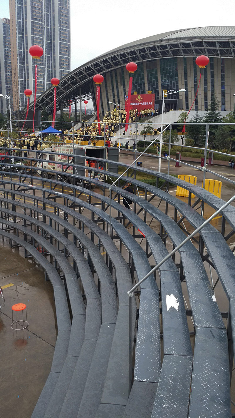 昆明合影架出租13320509841,有需要在昆明拍摄合影的朋友请联系